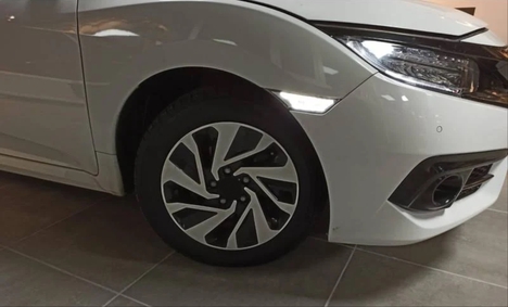 HONDA CIVIC FC5 2016-2020 IÇIN UYUMLU ÇAMURLUK SINYALI BEYAZ